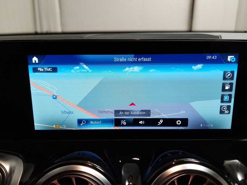 Mercedes-Benz GLB 220 d automatik Progressive • ACC • AHK — 18