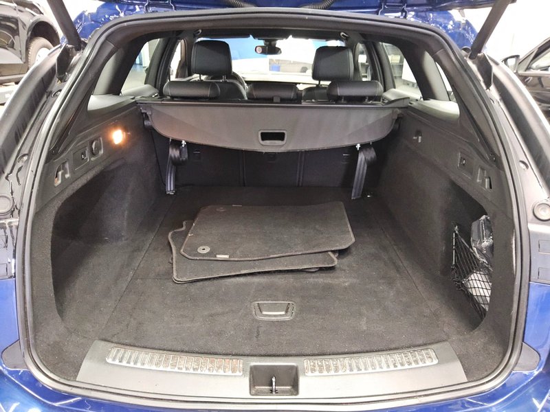 Opel Insignia ST 2.0 CDTI automatik Elegance • AHK • električna peta vrata — 11