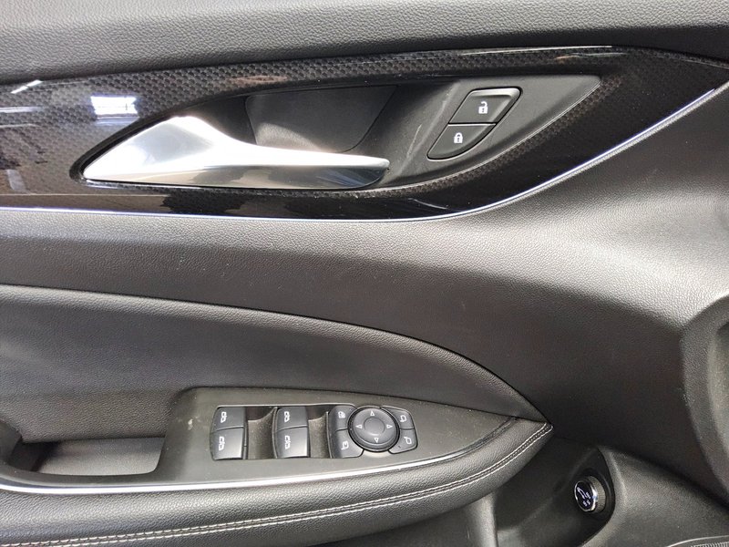 Opel Insignia ST 2.0 CDTI automatik Elegance • AHK • električna peta vrata — 9