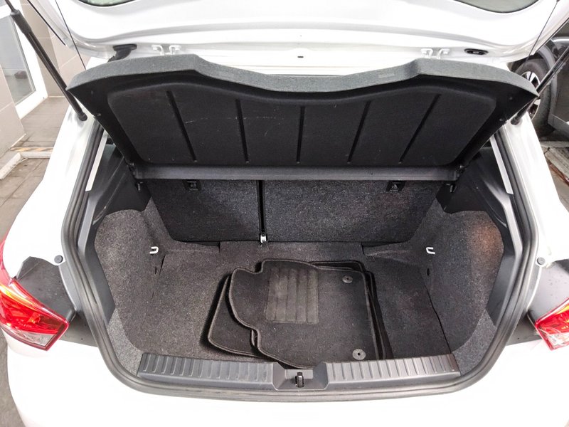 SEAT Ibiza 1.0 TSI Style • Full LED — 11