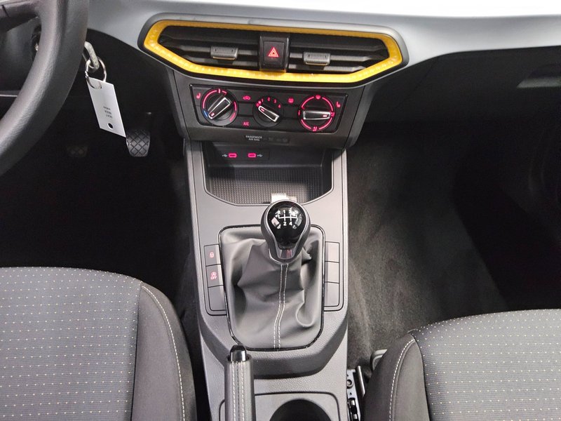 SEAT Ibiza 1.0 TSI Style • Full LED — 6