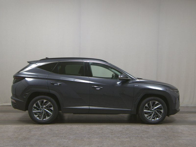 Hyundai Tucson 1.6 automatik CRDi 4WD Trend • ACC • električna peta vrata