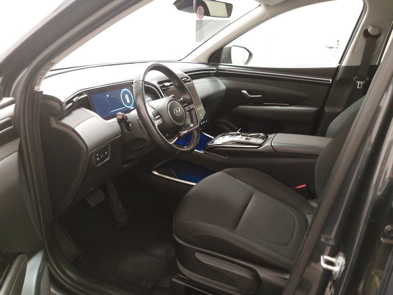 Hyundai Tucson 1.6 automatik CRDi 4WD Trend • ACC • električna peta vrata — 6