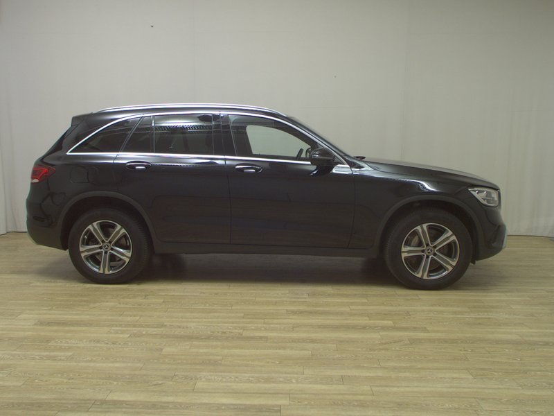 Mercedes-Benz GLC 300 e 4MATIC automatik • ACC • Električna peta vrata