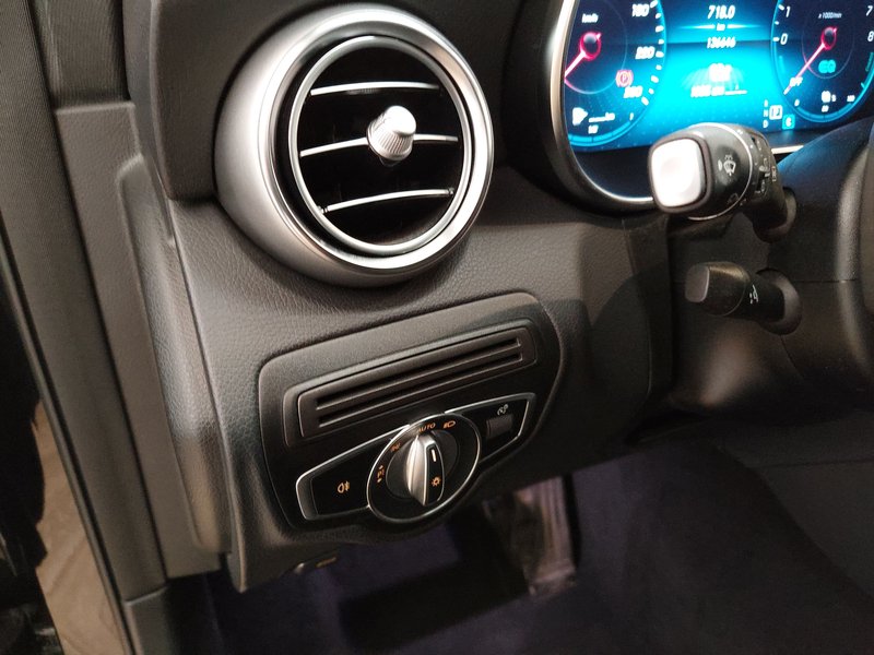 Mercedes-Benz GLC 300 e 4MATIC automatik • ACC • Električna peta vrata — 7