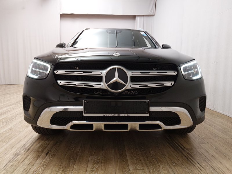 Mercedes-Benz GLC 300 e 4MATIC automatik • ACC • Električna peta vrata — 9