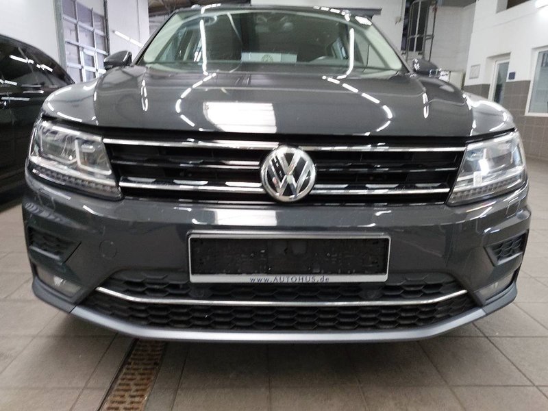 Volkswagen Tiguan 2.0 TDI automatik Highline • AHK • bežično punjenje — 10