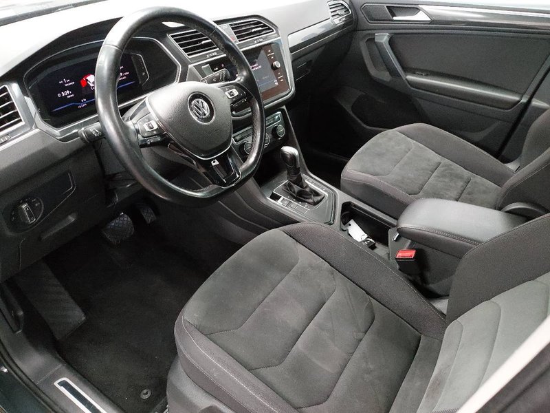 Volkswagen Tiguan 2.0 TDI automatik Highline • AHK • bežično punjenje — 6