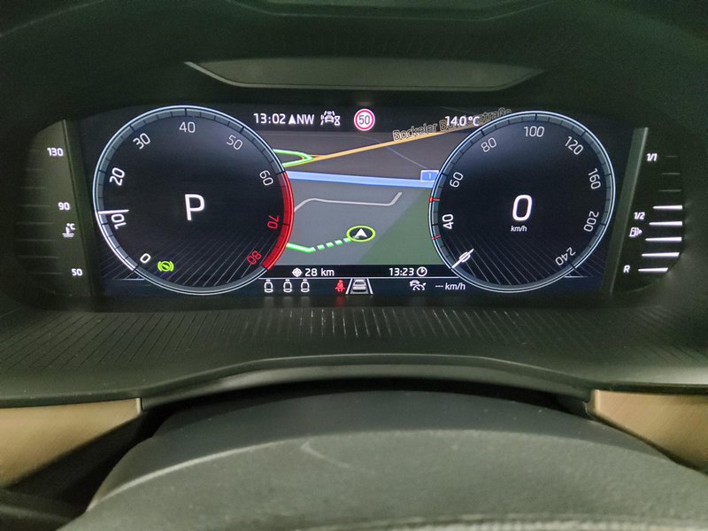 Škoda Kamiq 1.5 TSI automatik Style • ACC • Full LED — 8