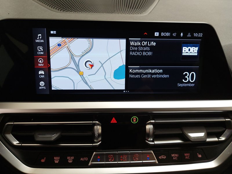 BMW 318d Touring automatik Advantage • ACC • kuka za vuču — 20