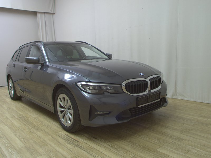 BMW 318d Touring automatik Advantage • ACC • kuka za vuču — 3