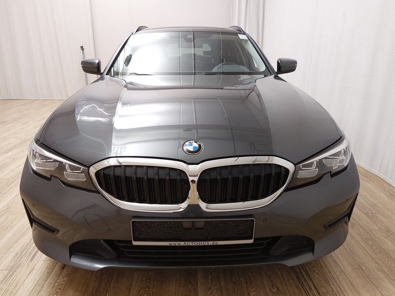 BMW 318d Touring automatik Advantage • ACC • kuka za vuču — 9