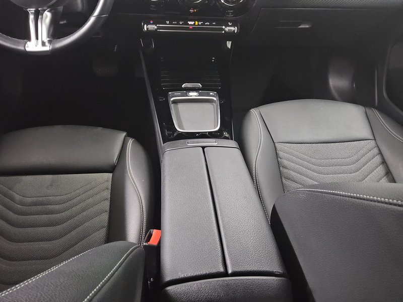 Mercedes-Benz A 200 d automatik • LED • digitalni instrumenti — 6