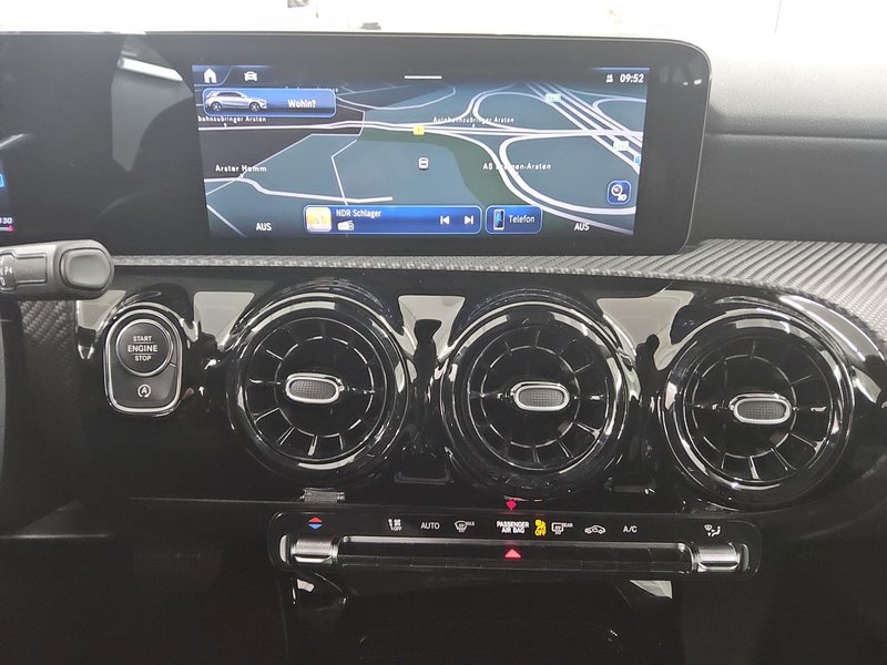 Mercedes-Benz A 200 d automatik • LED • digitalni instrumenti — 7