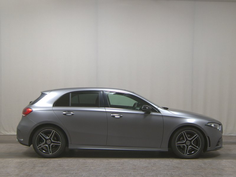 Mercedes-Benz A 200 d automatik AMG Line • 360° kamera • Kuka za vuču (AHK)
