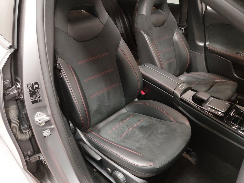 Mercedes-Benz A 200 d automatik AMG Line • 360° kamera • Kuka za vuču (AHK) — 10