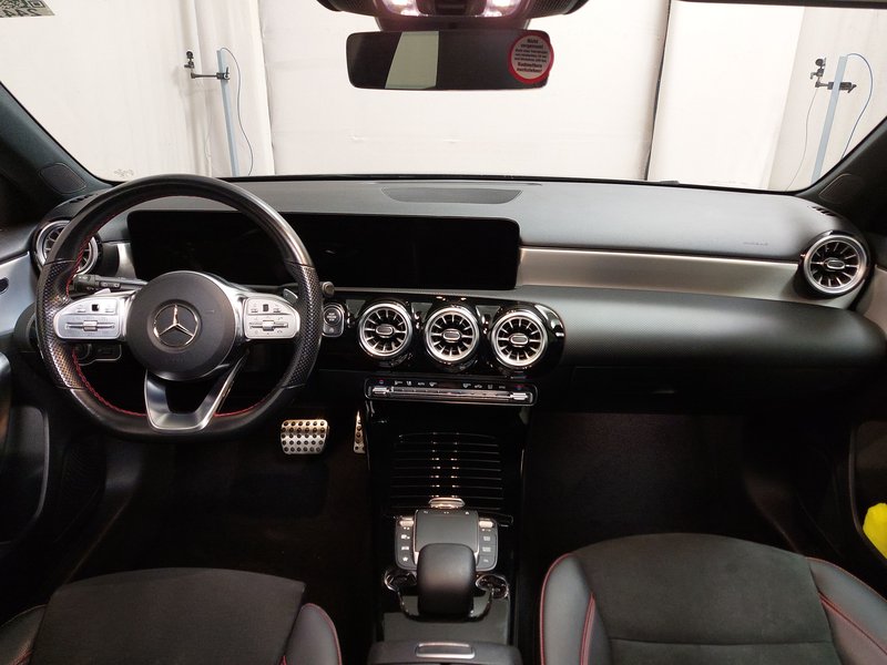 Mercedes-Benz A 200 d automatik AMG Line • 360° kamera • Kuka za vuču (AHK) — 17