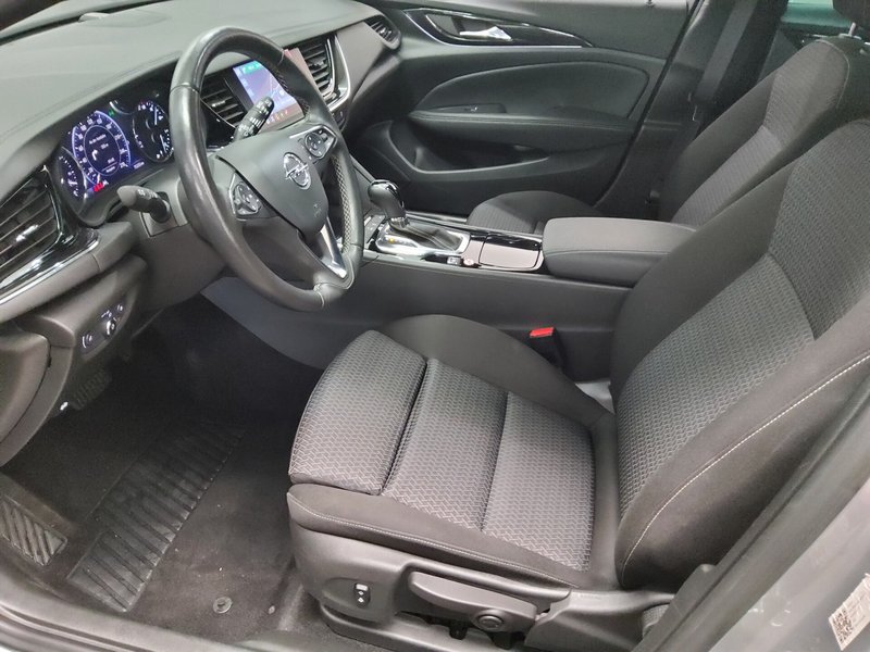 Opel Insignia ST 1.5 D Business Edition automatik • LED • navigacija — 8