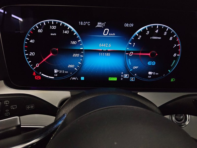 Mercedes-Benz E 300 e karavan automatik Avantgarde • ACC • LED — 8