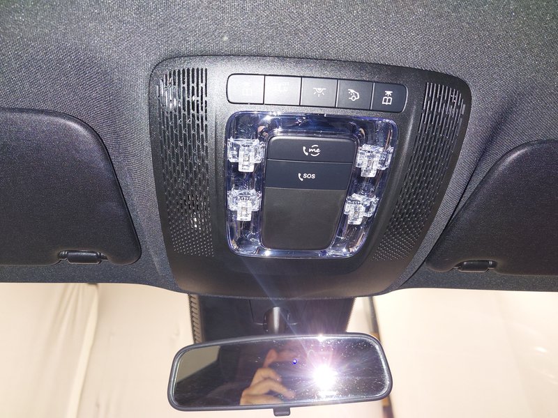 Mercedes-Benz EQA 250 Progressive • Full LED • električna peta vrata — 13
