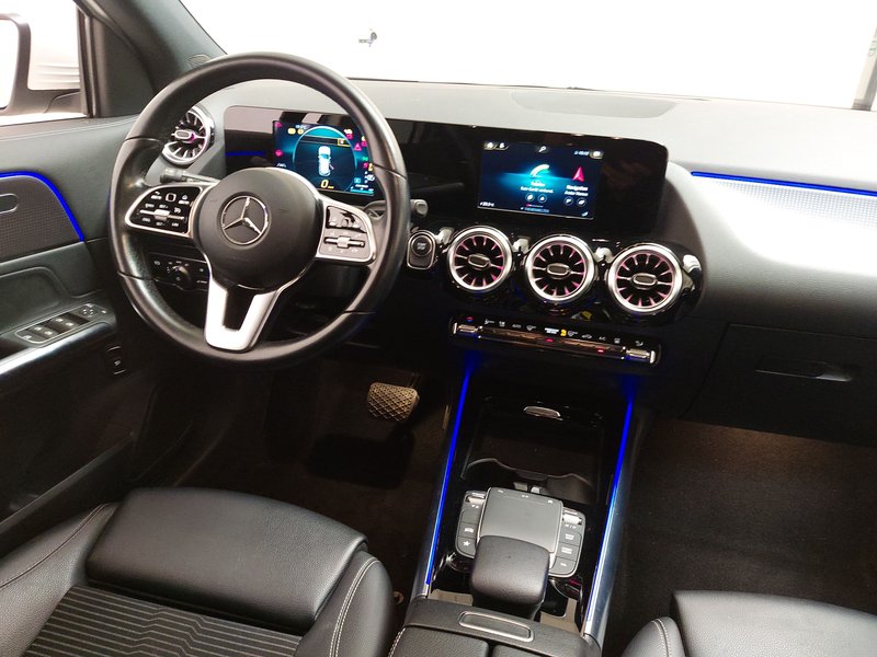Mercedes-Benz EQA 250 Progressive • Full LED • električna peta vrata — 19