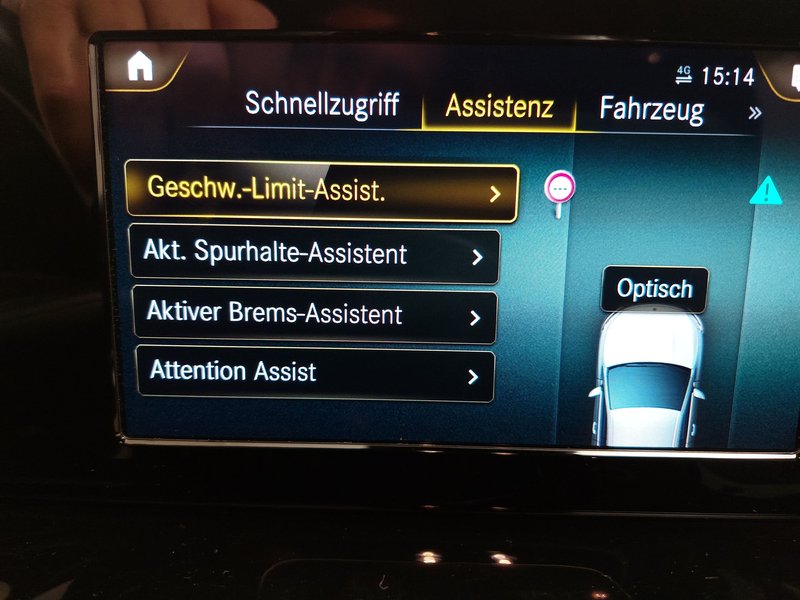 Mercedes-Benz EQA 250 Progressive • Full LED • električna peta vrata — 22