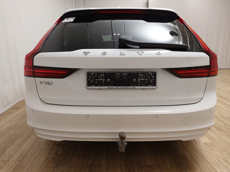 Volvo V90 B4 D Momentum Pro automatik • ACC • AHK — 18