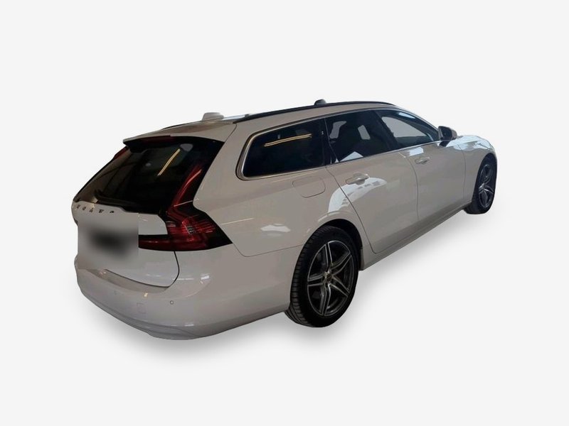 Volvo V90 B4 D Momentum Pro automatik • ACC • AHK — 3