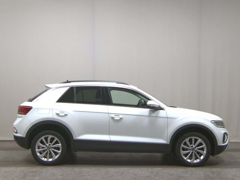Volkswagen T-Roc 1.0 TSI Life • LED • digitalni instrumenti
