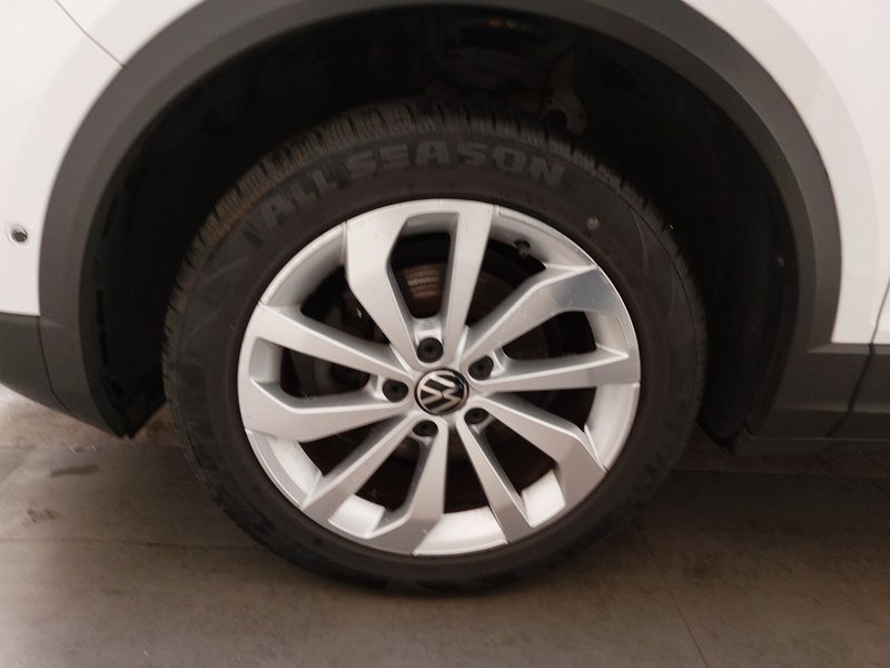 Volkswagen T-Roc 1.0 TSI Life • LED • digitalni instrumenti — 8