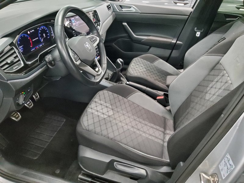 Volkswagen Taigo 1.0 TSI R-Line • ACC • digitalni instrumenti — 9