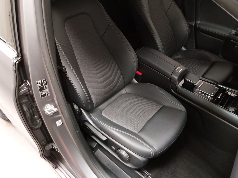 Mercedes-Benz B 200 d Style automatik • AHK • digitalni instrumenti — 10