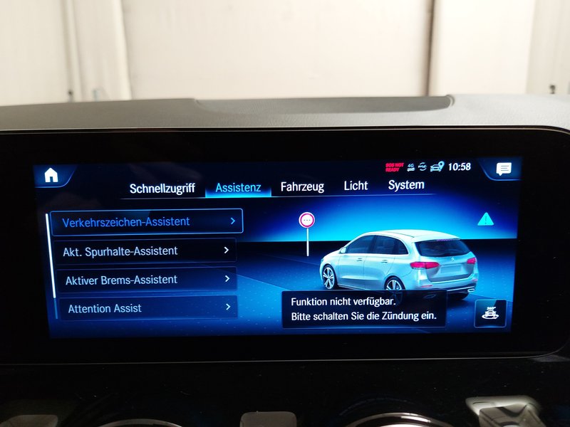 Mercedes-Benz B 200 d Style automatik • AHK • digitalni instrumenti — 19