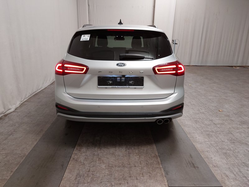 Ford Focus Turnier 1.5 EcoBlue automatik Active • Full LED • navigacija — 14