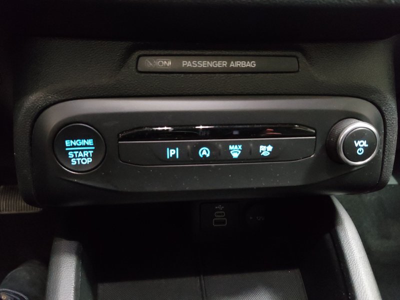 Ford Focus Turnier 1.5 EcoBlue automatik Active • Full LED • navigacija — 15