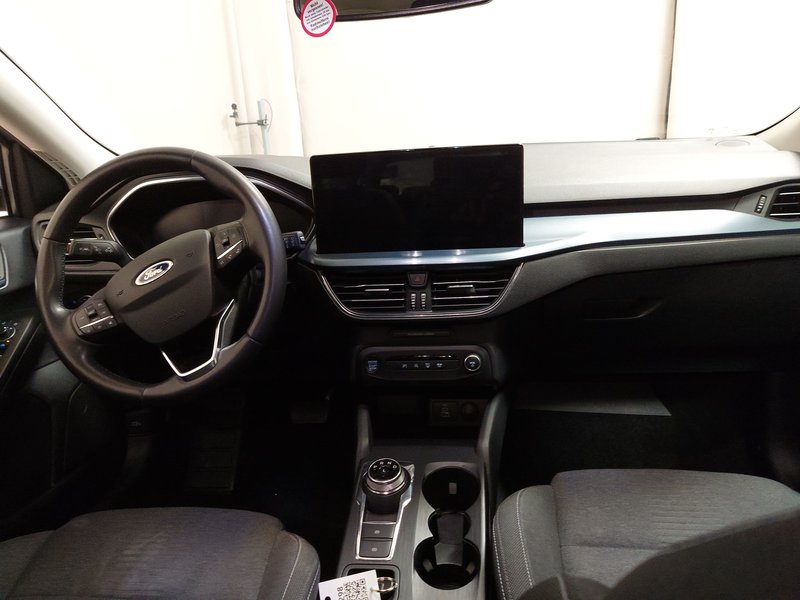 Ford Focus Turnier 1.5 EcoBlue automatik Active • Full LED • navigacija — 17
