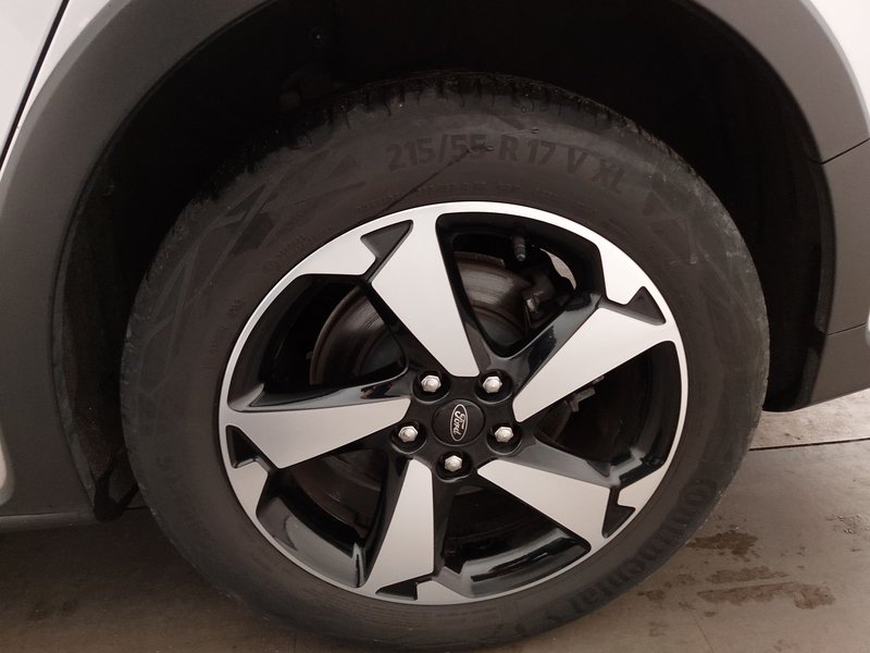 Ford Focus Turnier 1.5 EcoBlue automatik Active • Full LED • navigacija — 8