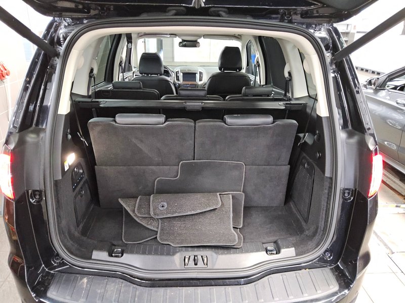 Ford Galaxy 2.0 EcoBlue automatik AWD Titanium • ACC • Kuka za vuču (zakretna) — 11