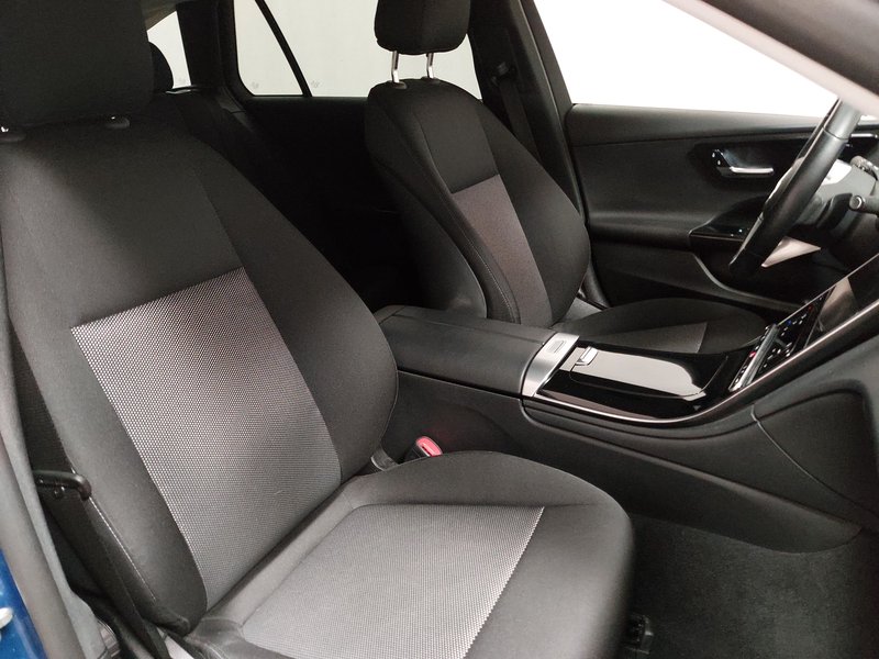 Mercedes-Benz C 200 d karavan automatik • Full LED • digitalni instrumenti — 10