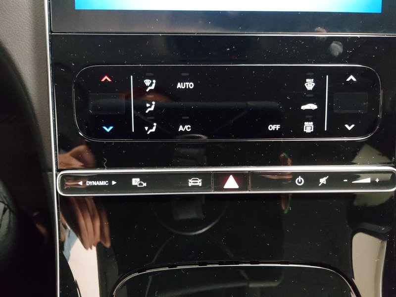 Mercedes-Benz C 200 d karavan automatik • Full LED • digitalni instrumenti — 15