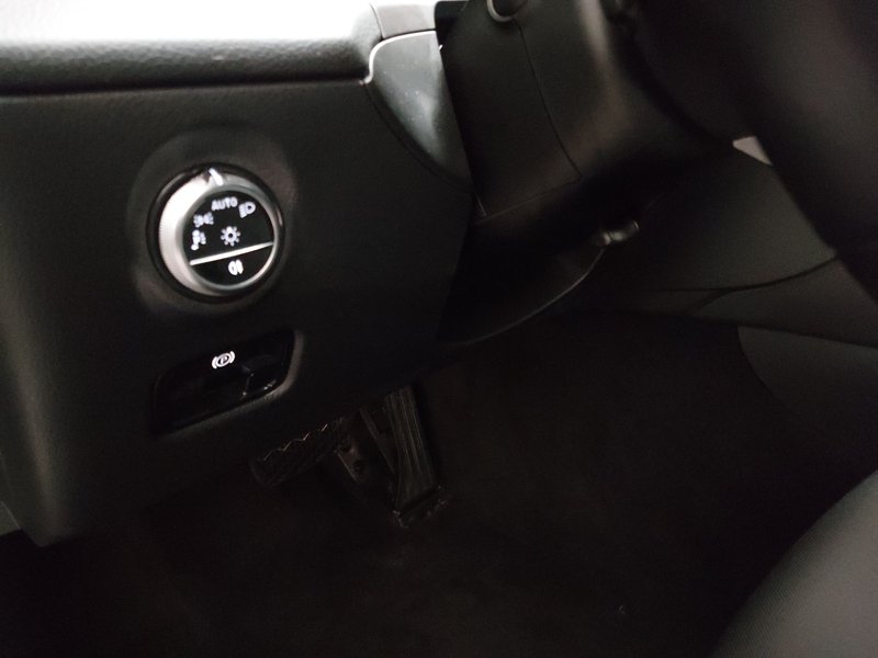 Mercedes-Benz C 200 d karavan automatik • Full LED • digitalni instrumenti — 7
