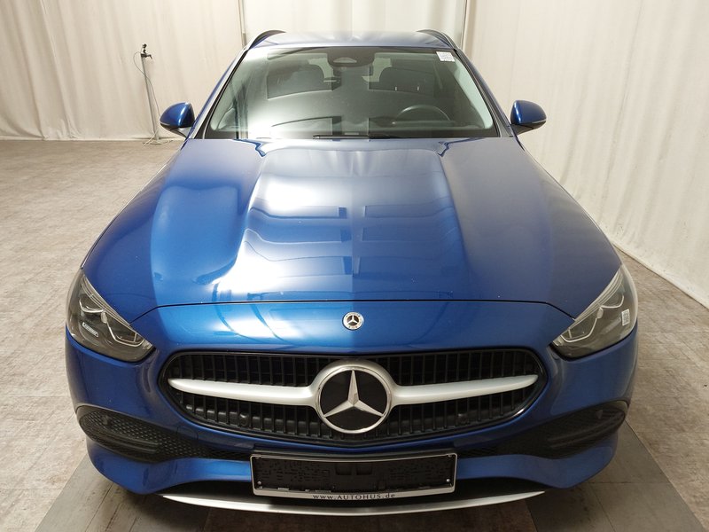 Mercedes-Benz C 200 d karavan automatik • Full LED • digitalni instrumenti — 9