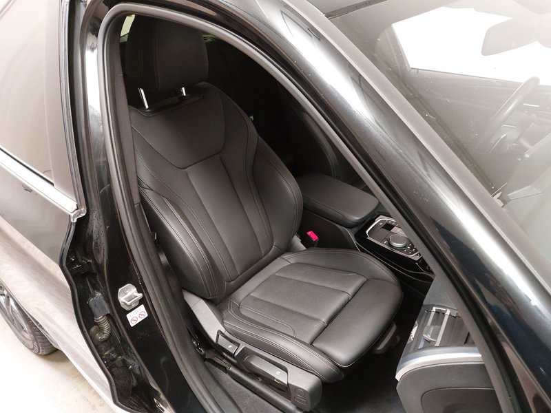 BMW X3 xDrive30i • Laser svjetla • AHK — 10