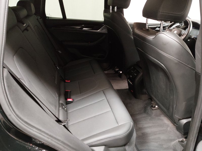 BMW X3 xDrive30i • Laser svjetla • AHK — 12