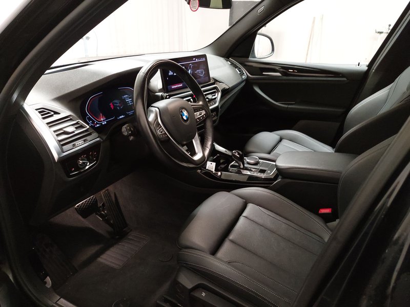 BMW X3 xDrive30i • Laser svjetla • AHK — 6