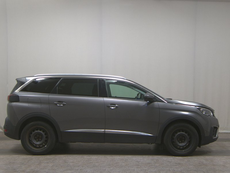 Peugeot 5008 1.5 BlueHDi 130 automatik Allure • AHK • el. peta vrata