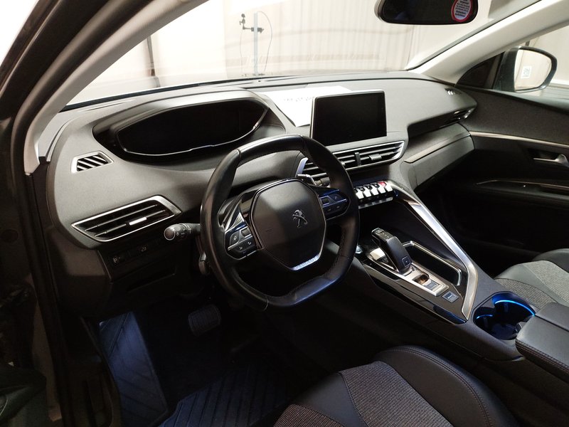 Peugeot 5008 1.5 BlueHDi 130 automatik Allure • AHK • el. peta vrata — 6