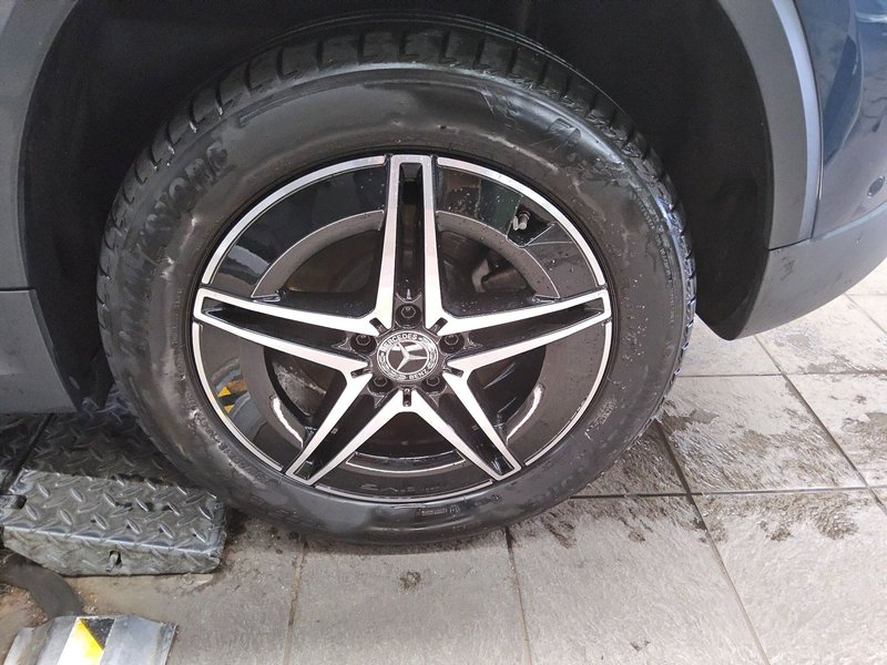 Mercedes-Benz EQA 250 AMG Line • ACC • AHK — 11