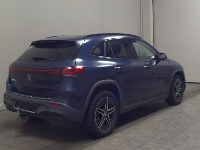 Mercedes-Benz EQA 250 AMG Line • ACC • AHK — 4