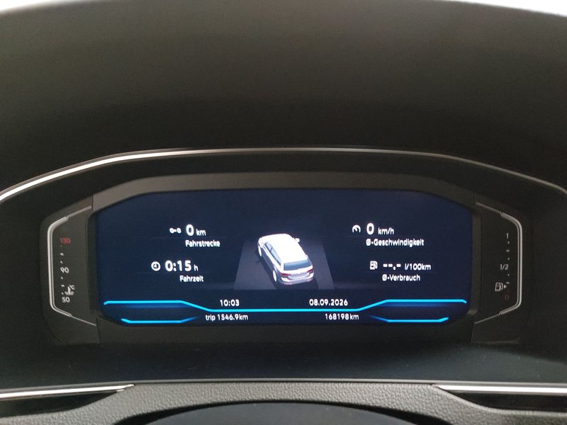 Volkswagen Passat Variant 2.0 TDI 4MOTION automatik Business • ACC — 17
